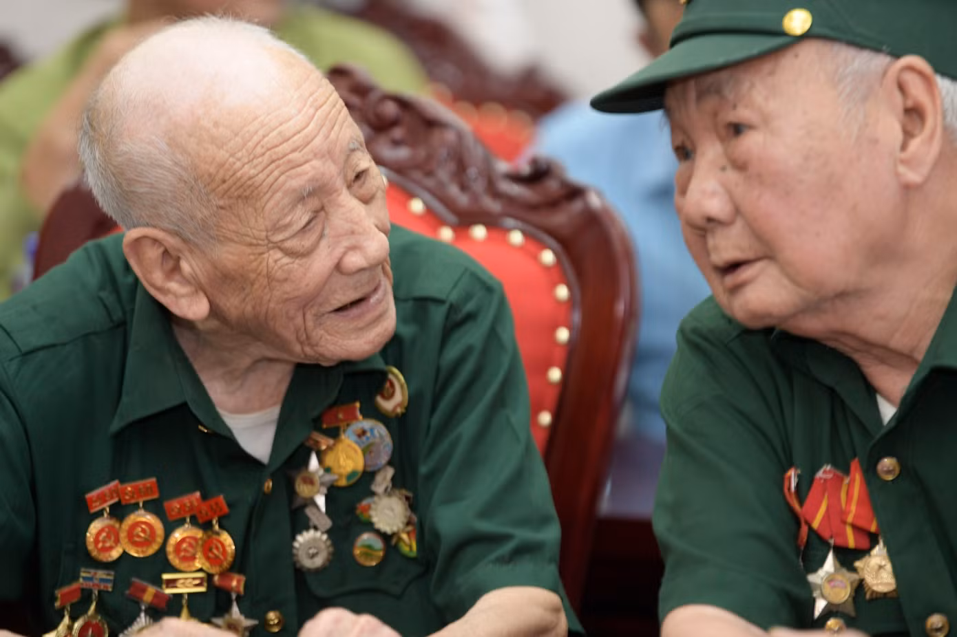 Phút tâm sự của hai cựu chiến binh từng tham gia chiến dịch Điện Biên Phủ.