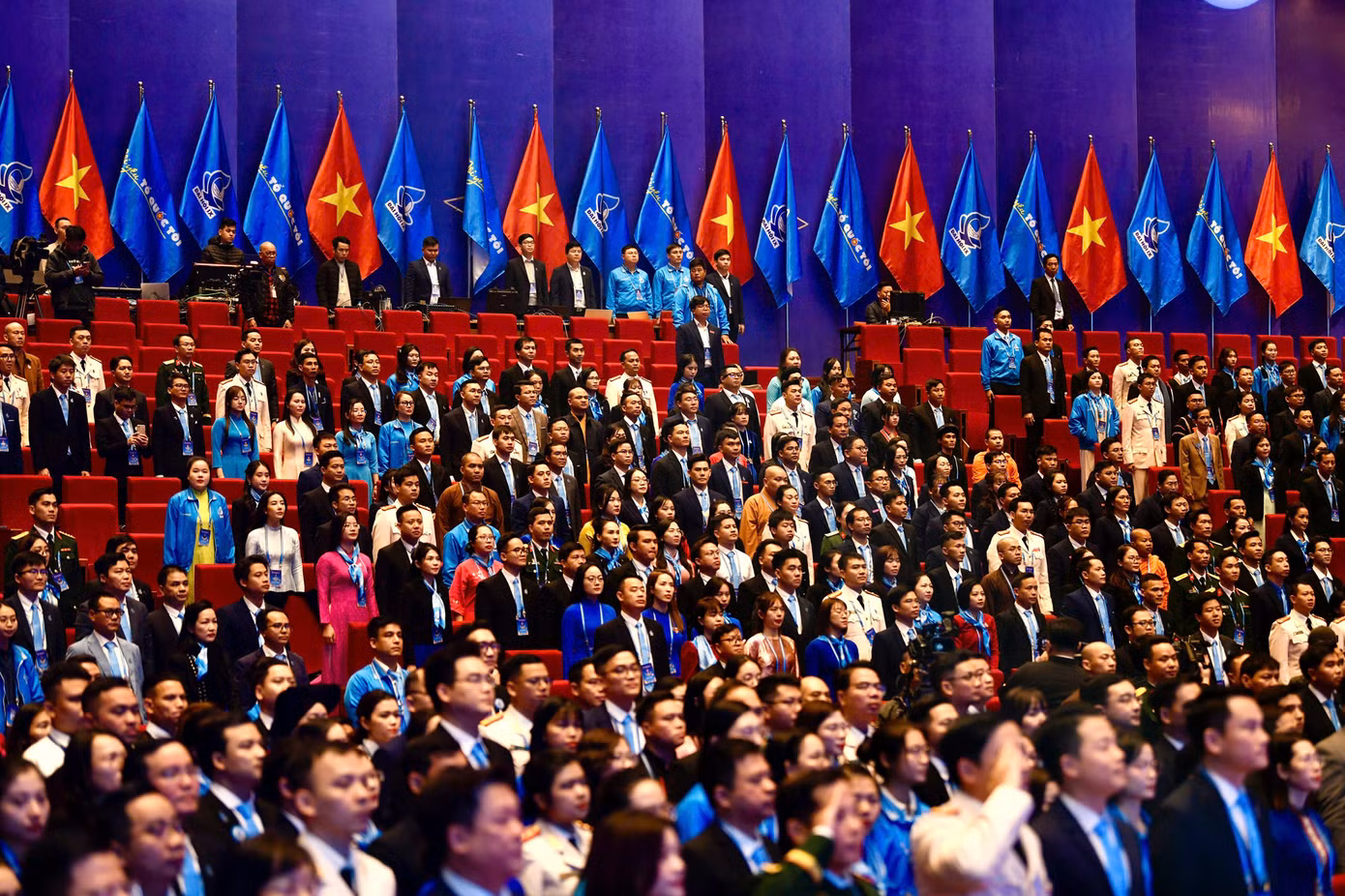 Khai mạc Đại hội Đại biểu toàn quốc Hội LHTN Việt Nam lần thứ IX.