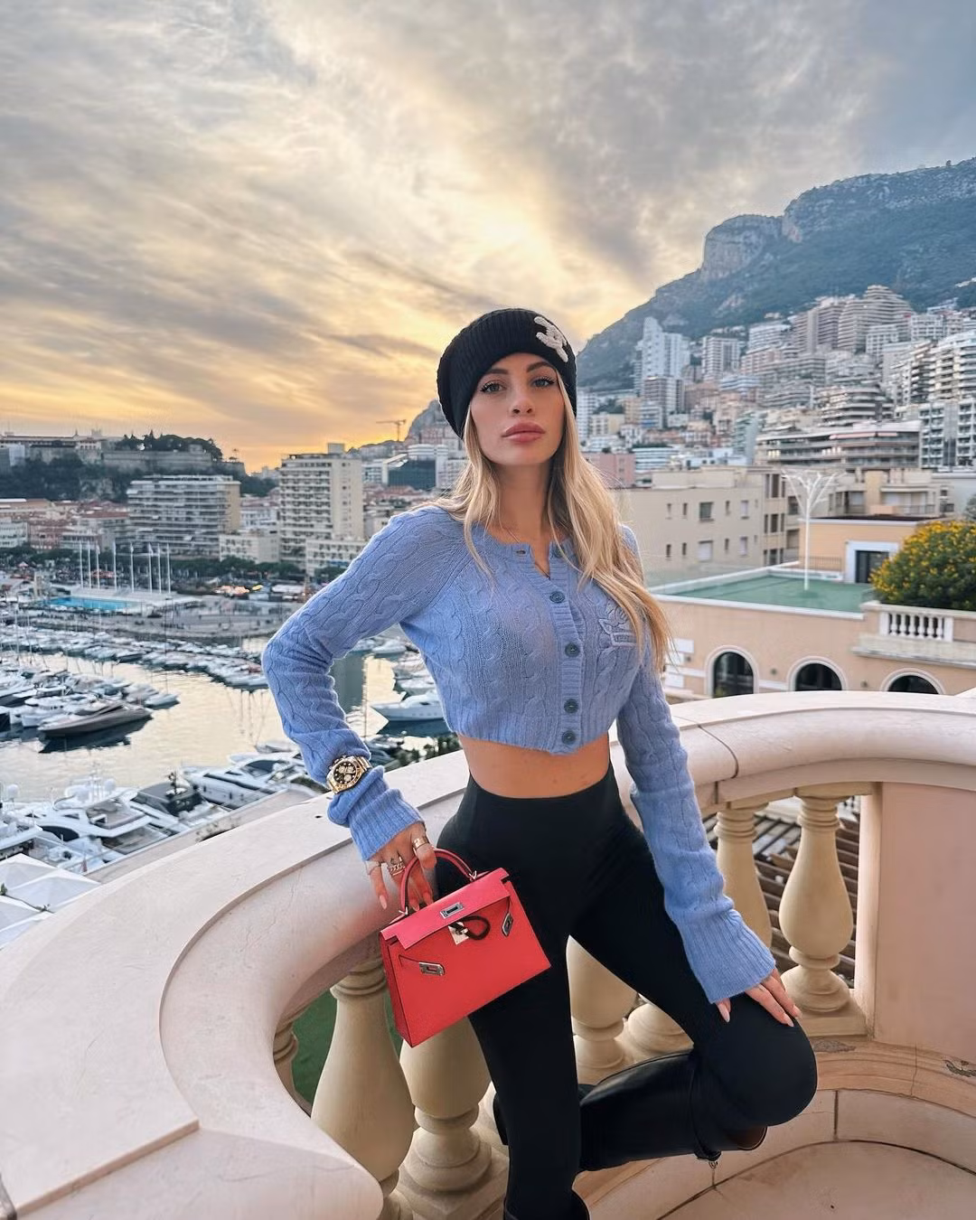 Chiara Nasti sở hữu ngoại hình "bốc lửa", có hơn 2 triệu người theo dõi trên Instagram. Ảnh: IG.