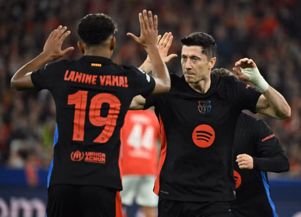 Sau Liverpool, Barca đã rộng cửa vào thẳng vòng sau.