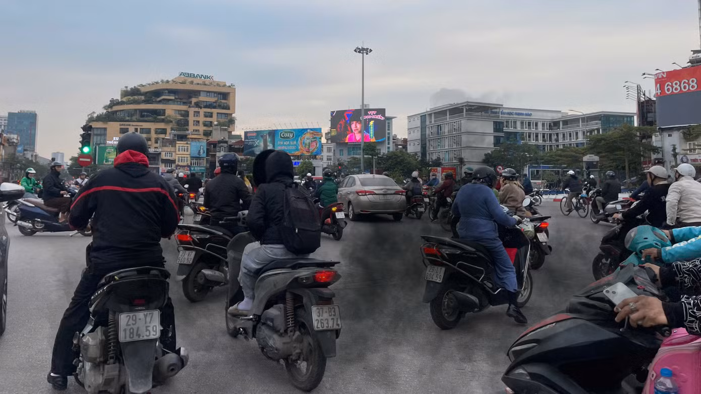 Thời gian thực hiện kiểm định khí thải mô tô, xe gắn máy sẽ theo Quyết định của Thủ tướng Chính phủ, chứ không phải bắt buộc ngay từ ngày 1/1/2025. Ảnh: Lộc Liên.
