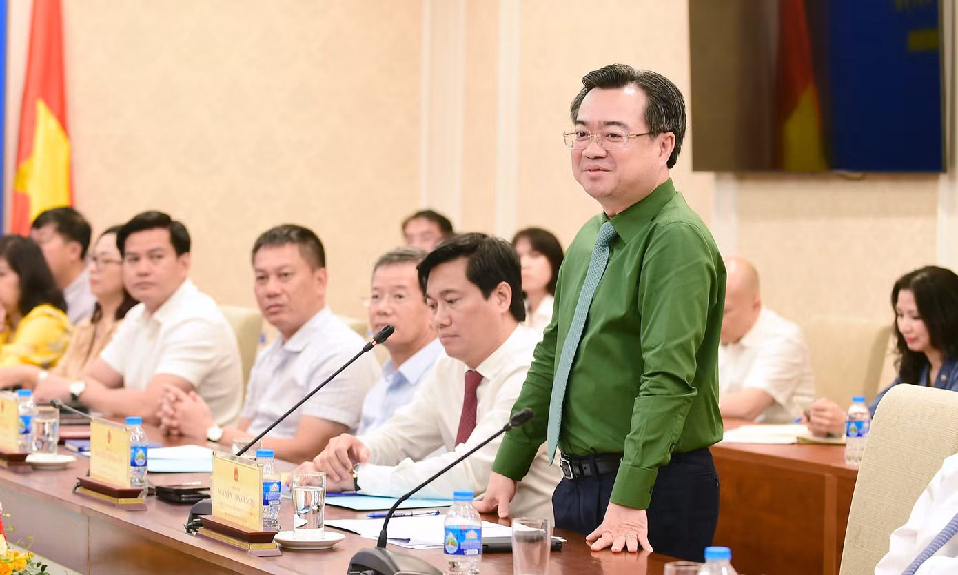 Ông Nguyễn Thanh Nghị phát biểu tại chương trình. Ảnh: Xuân Tùng