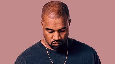 Kanye vẫn chưa có phản hồi chính thức nhưng nhiều khả năng nam rapper phải chịu trách nhiệm cho toàn bộ chuyện này.