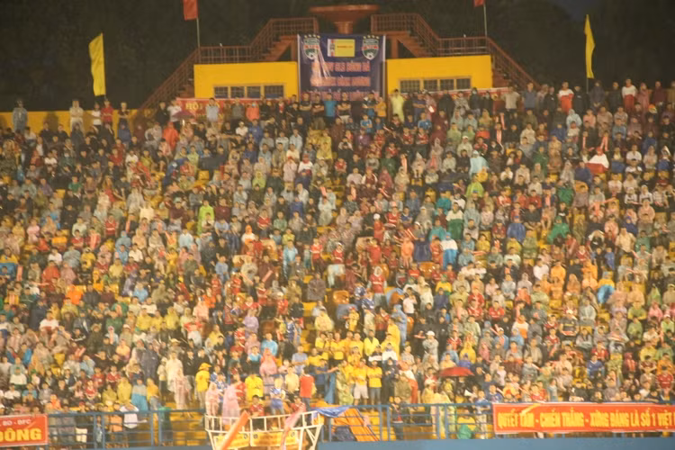 Hà Nội FC đánh bại B.Bình Dương ở chung kết lượt đi AFC Cup ảnh 4