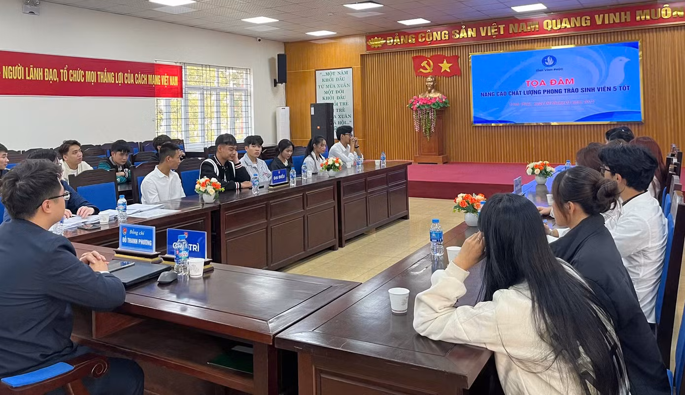 Tọa đàm được triển khai với quy mô toàn quốc, kết nối 30 điểm cầu trực tuyến của Hội Sinh viên cấp Tỉnh, Hội Sinh viên ngoài nước và 25 điểm cầu của Hội Sinh viên cấp Trường, với sự tham gia của hơn 3.200 đại biểu.