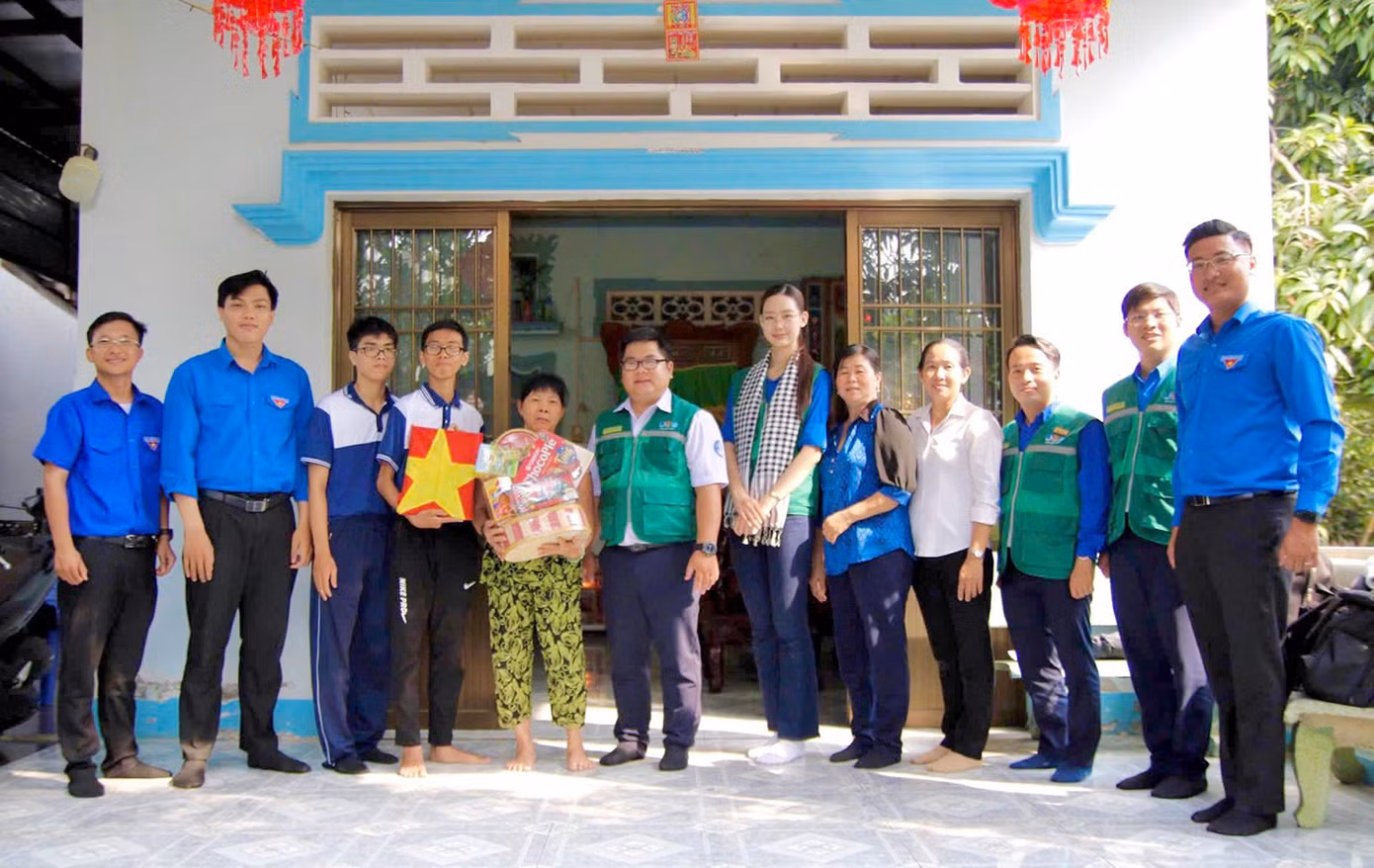 Chiến dịch "Phục hồi di ảnh – Dựng lại dáng hình non sông" của trường ĐH Khoa học Tự nhiên (ĐHQG TP. HCM).