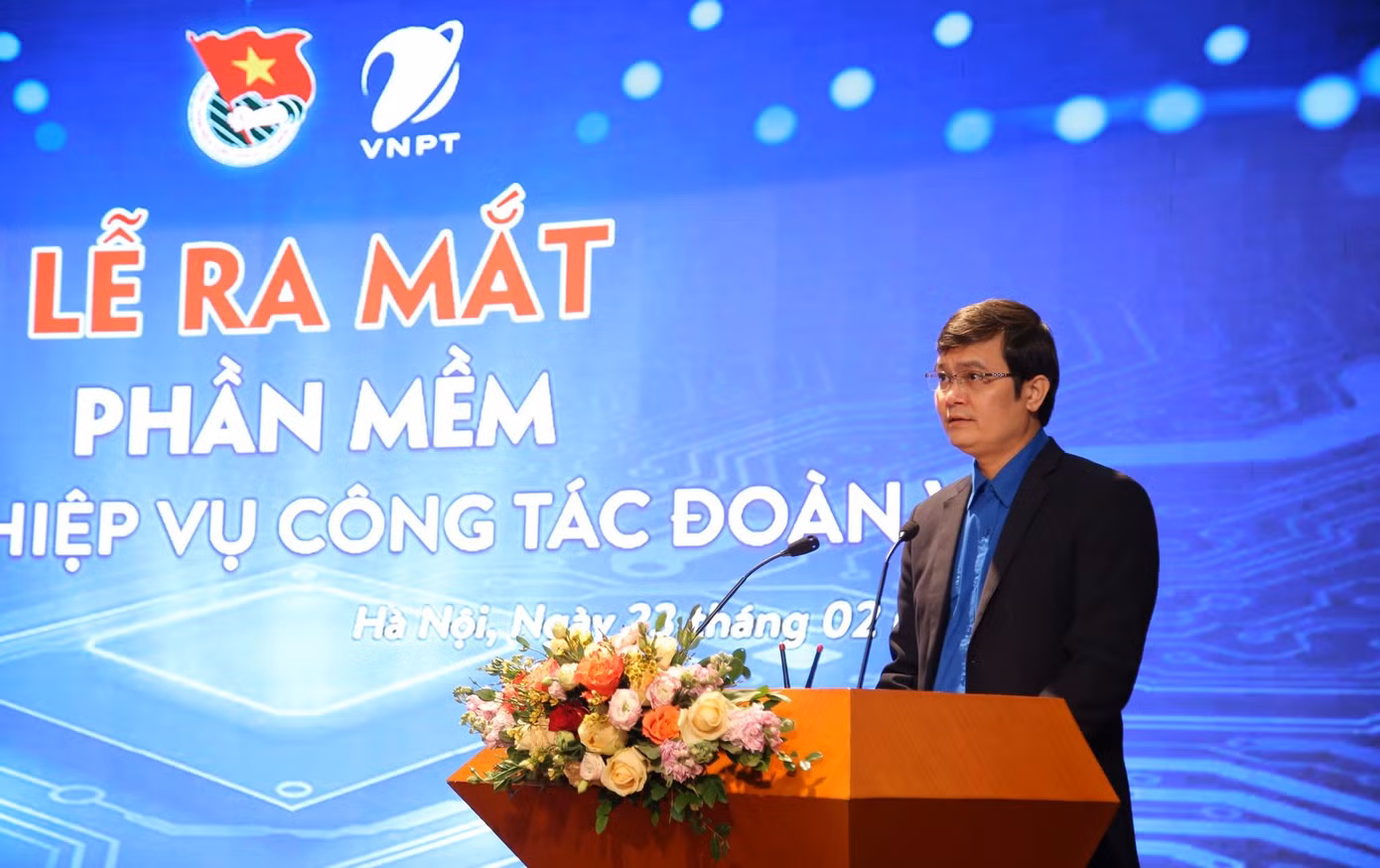 Anh Bùi Quang Huy, Ủy viên dự khuyết T.Ư Đảng, Bí thư thường trực T.Ư Đoàn phát biểu tại lễ ra mắt phần mềm. Anh Bùi Quang Huy, Ủy viên dự khuyết T.Ư Đảng, Bí thư thường trực T.Ư Đoàn phát biểu tại lễ ra mắt phần mềm.