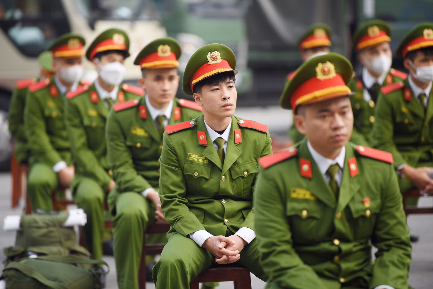 Đoàn Thanh niên Học viện Cảnh sát Nhân dân phối hợp với các đơn vị tổ chức chương trình “Chuyến xe về quê ăn Tết” năm 2023.