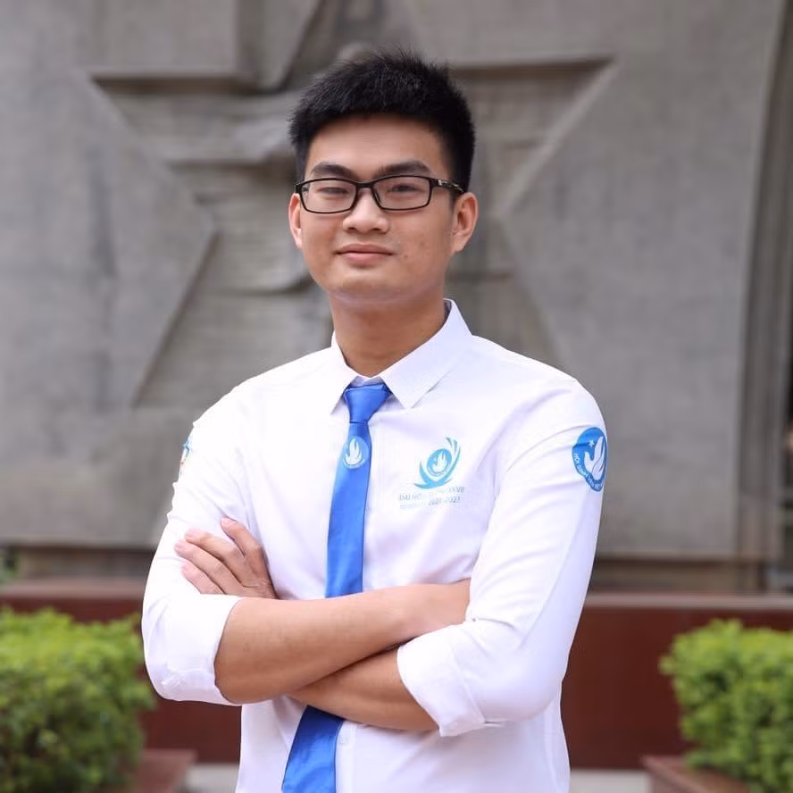 Lê Huy Hoàn - Ủy viên Ban Chấp hành T.Ư Hội Sinh viên Việt Nam.