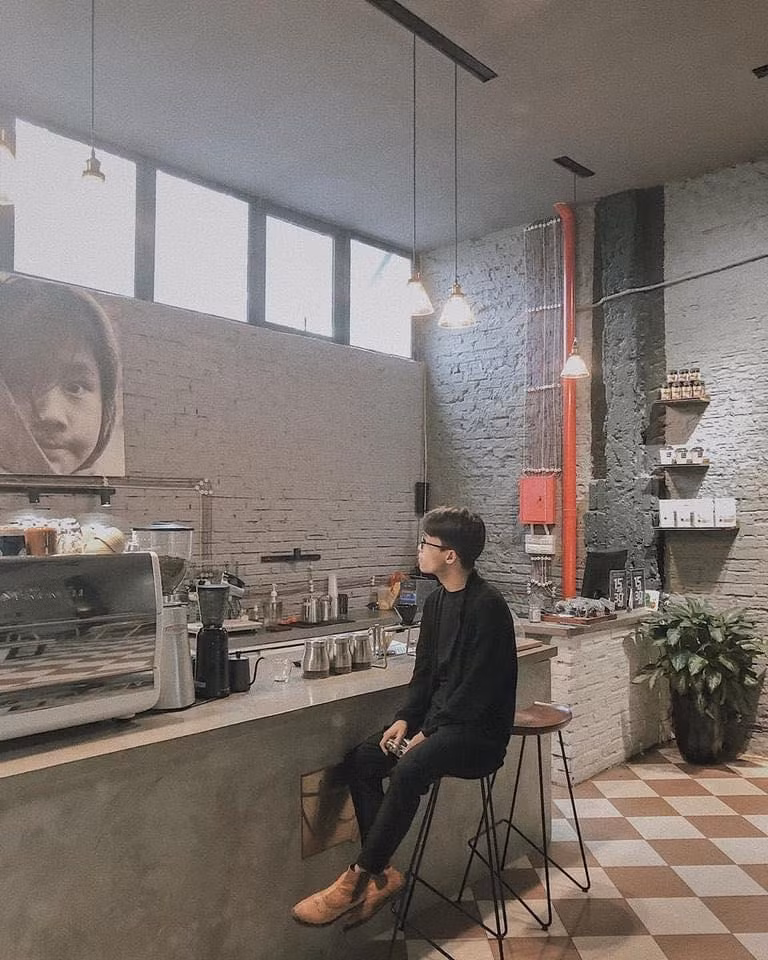Từ không gian view Hồ Tây đến những góc trong nhà được tận dụng sống ảo. Ảnh: Fanpage HaLo Hà Nội