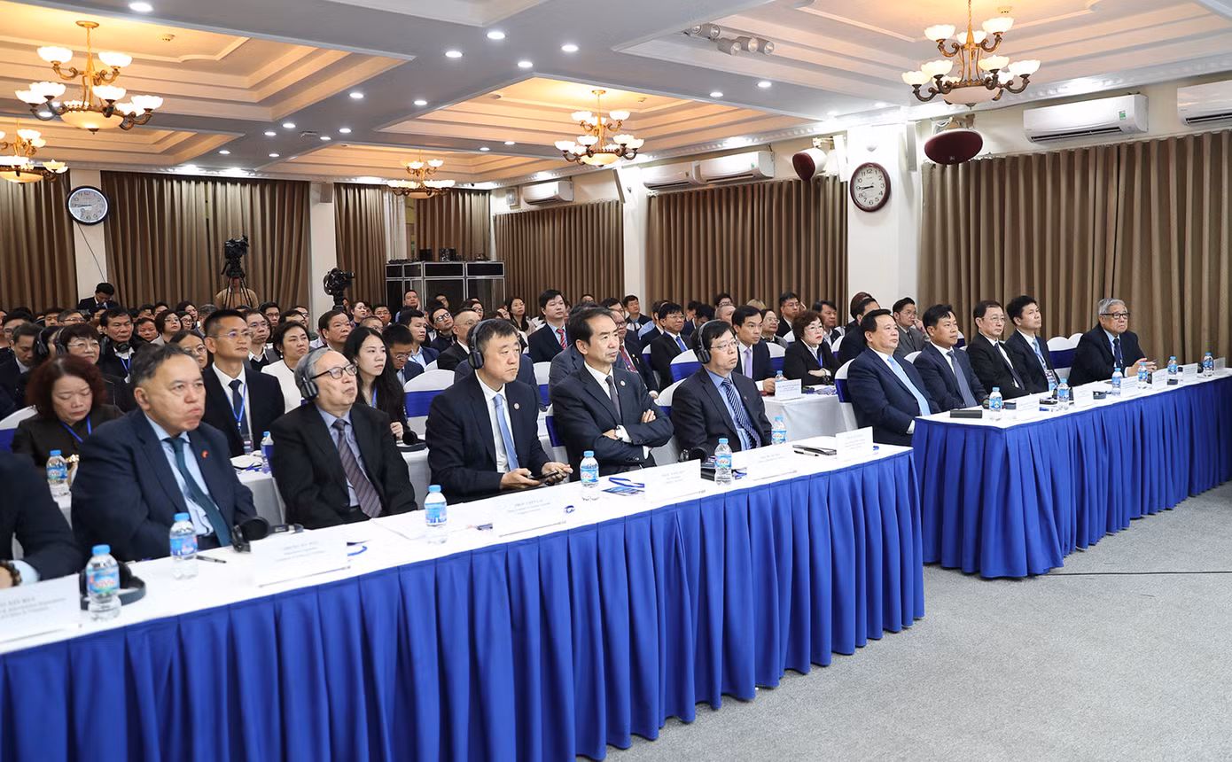 Các đại biểu tham dự Hội thảo.
