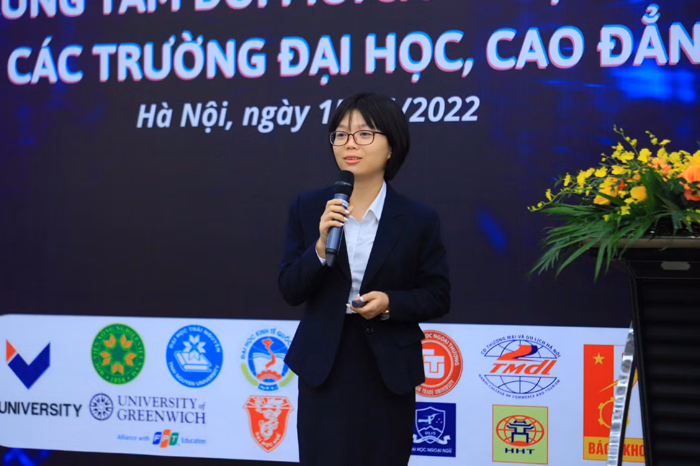 Chị Nguyễn Thị Ngọc Anh - Phó Bí thư Đoàn trường ĐH Ngoại ngữ (ĐHQG Hà Nội).