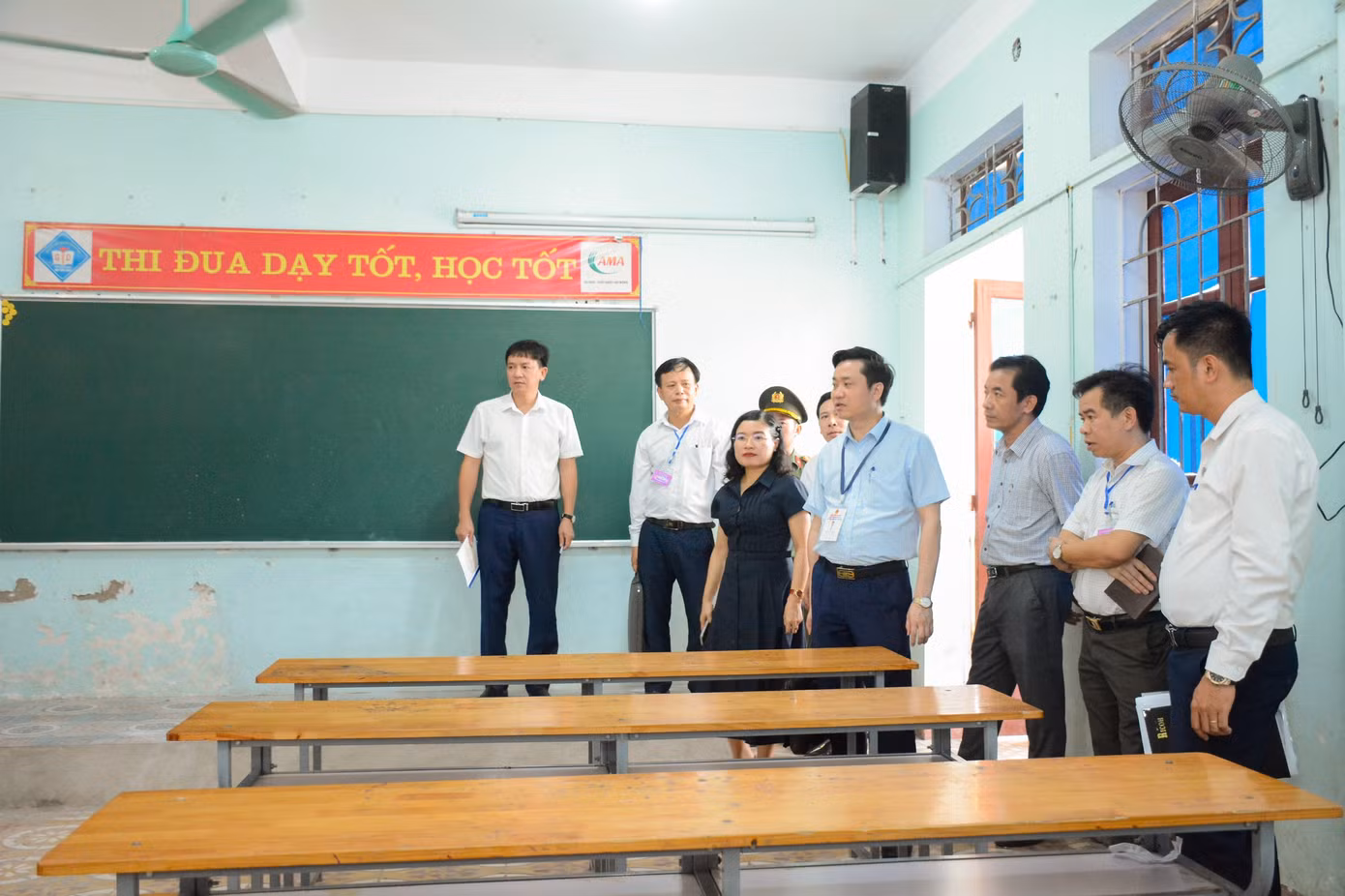 Chiều ngày 10/6, Đoàn đã tiến hành thu thập thông tin, tài liệu, minh chứng từ Sở GD - ĐT và kiểm tra trực tiếp tại khu vực dự kiến triển khai in sao đề thi, chấm thi và ba điểm thi.