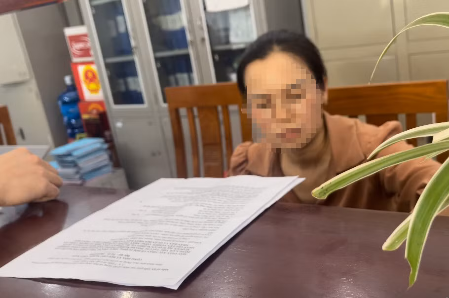 Bà Chu Thị Lưu, cán bộ địa chính xã Hương Gián (huyện Yên Dũng, Bắc Giang) cho biết, xã không thể xác nhận thực trạng nhà ở theo Mẫu số 3 cho nhiều công nhân, người dân muốn mua NƠXH, vì xã không biết làm thế nào.