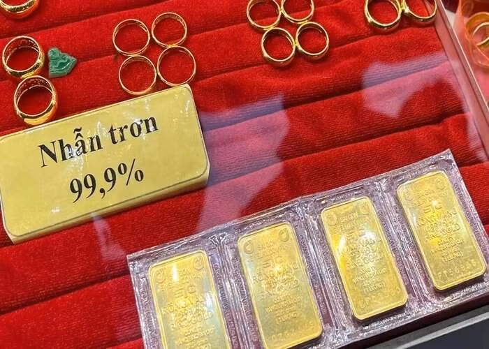 Giá vàng trong nước liên tục lập kỷ lục mới trong hơn 1 tuần qua.