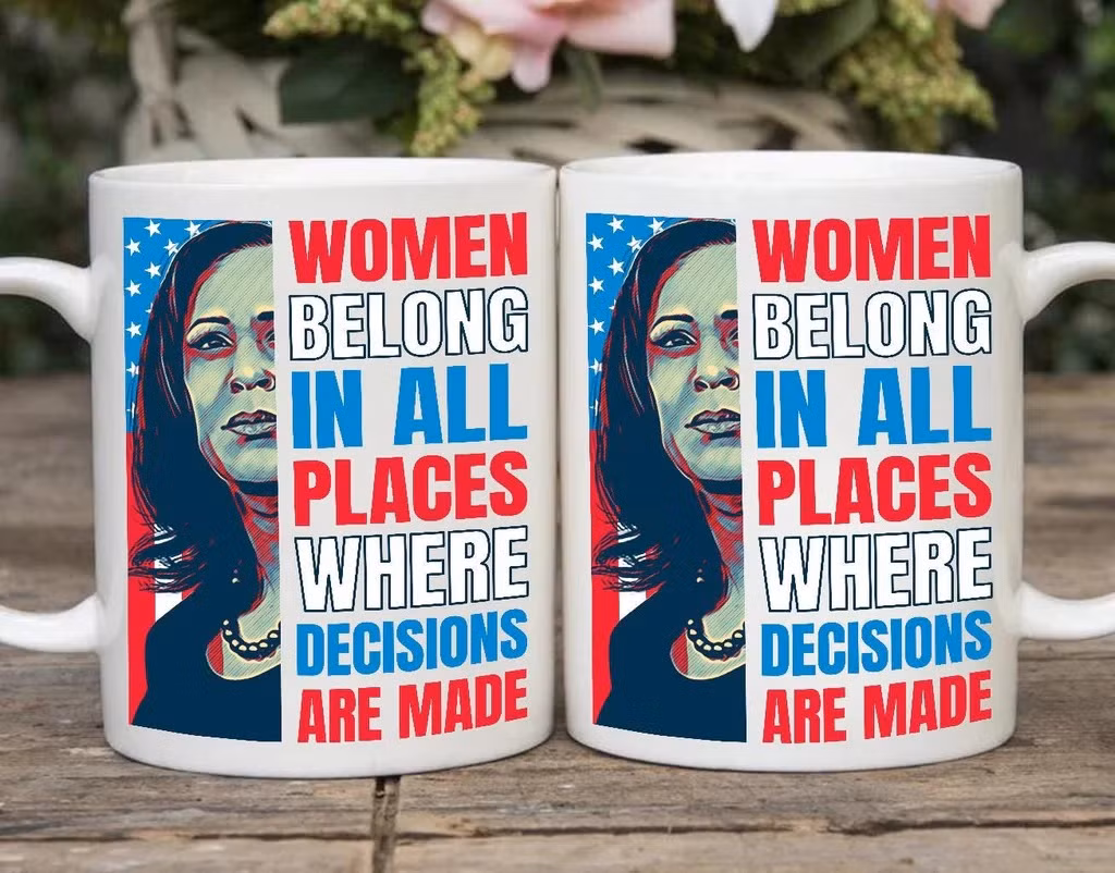 Cốc sứ in thông điệp ủng hộ ứng viên Kamala Harris. Ảnh: Voila Print.