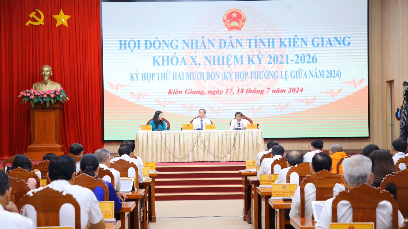 Quang cảnh kỳ họp HĐND tỉnh Kiên Giang. Ảnh: Nhật Huy.