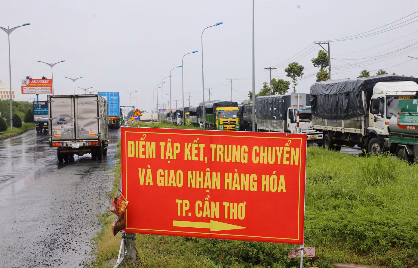 Cần Thơ bỏ quy định yêu cầu phương tiện vào thành phố phải đăng ký trước.