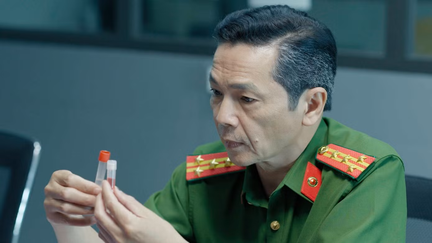 NSND Trung Anh vào vai đại tá Trần Giang trong "Đấu trí".
