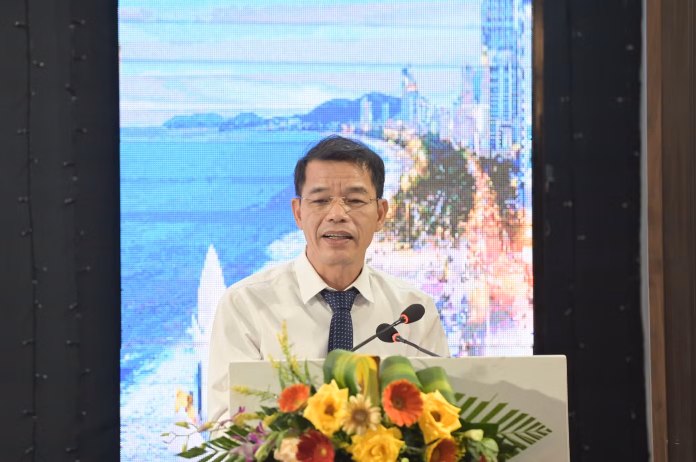 Ông Vũ Thanh Mai - Phó Trưởng Ban Tuyên giáo Trung ương phát biểu tại hội nghị.