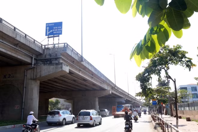 'Bẫy tử thần' ở cầu cạn Vành đai 3 Hà Nội ảnh 11
