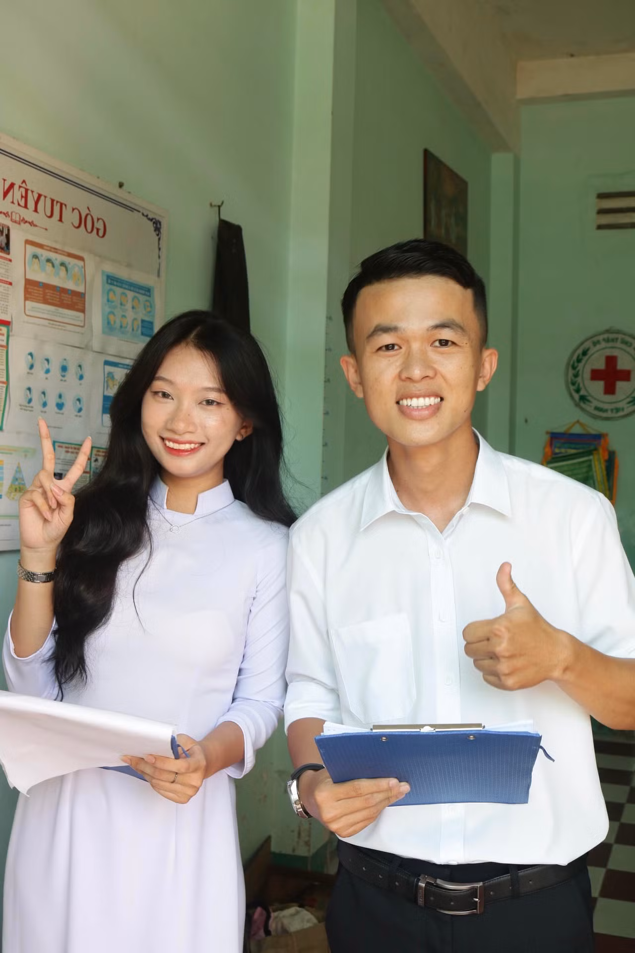 Ngoài học tập tốt, Vy còn là học sinh năng nổ tham gia các hoạt động Đoàn của trường, lớp...