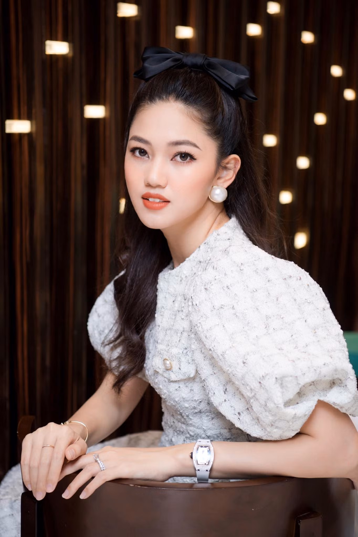 Dù đã là mẹ hai con nhưng Thanh Tú vẫn sở hữu thân hình thon gọn, thần thái sang chảnh khiến nhiều người không khỏi trầm trồ và ghen tị.
