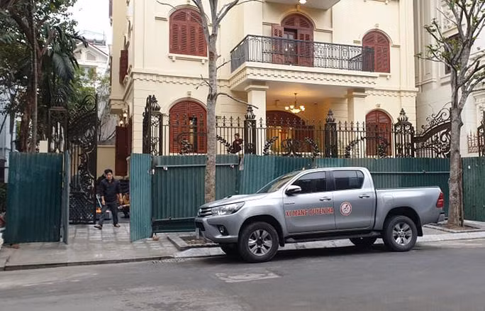 Biệt thự vi phạm bị phát hiện từ sớm nhưng chủ đầu tư cố tình thi công, đến nay đã hoàn thiện.