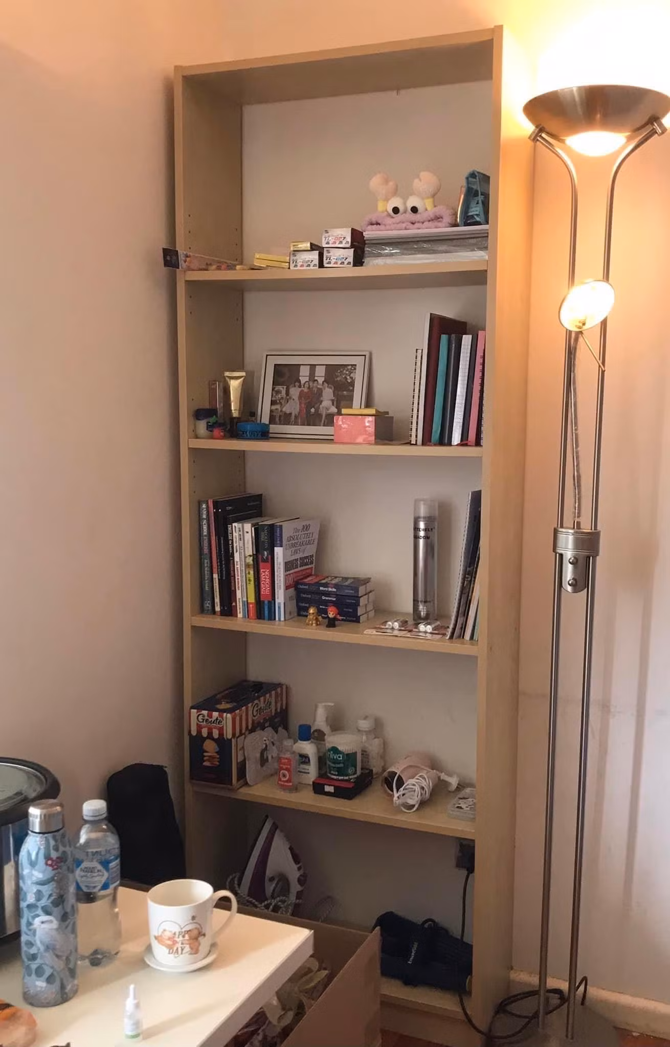Góc nhỏ xinh xắn do chính tay Thu Hằng "décor".