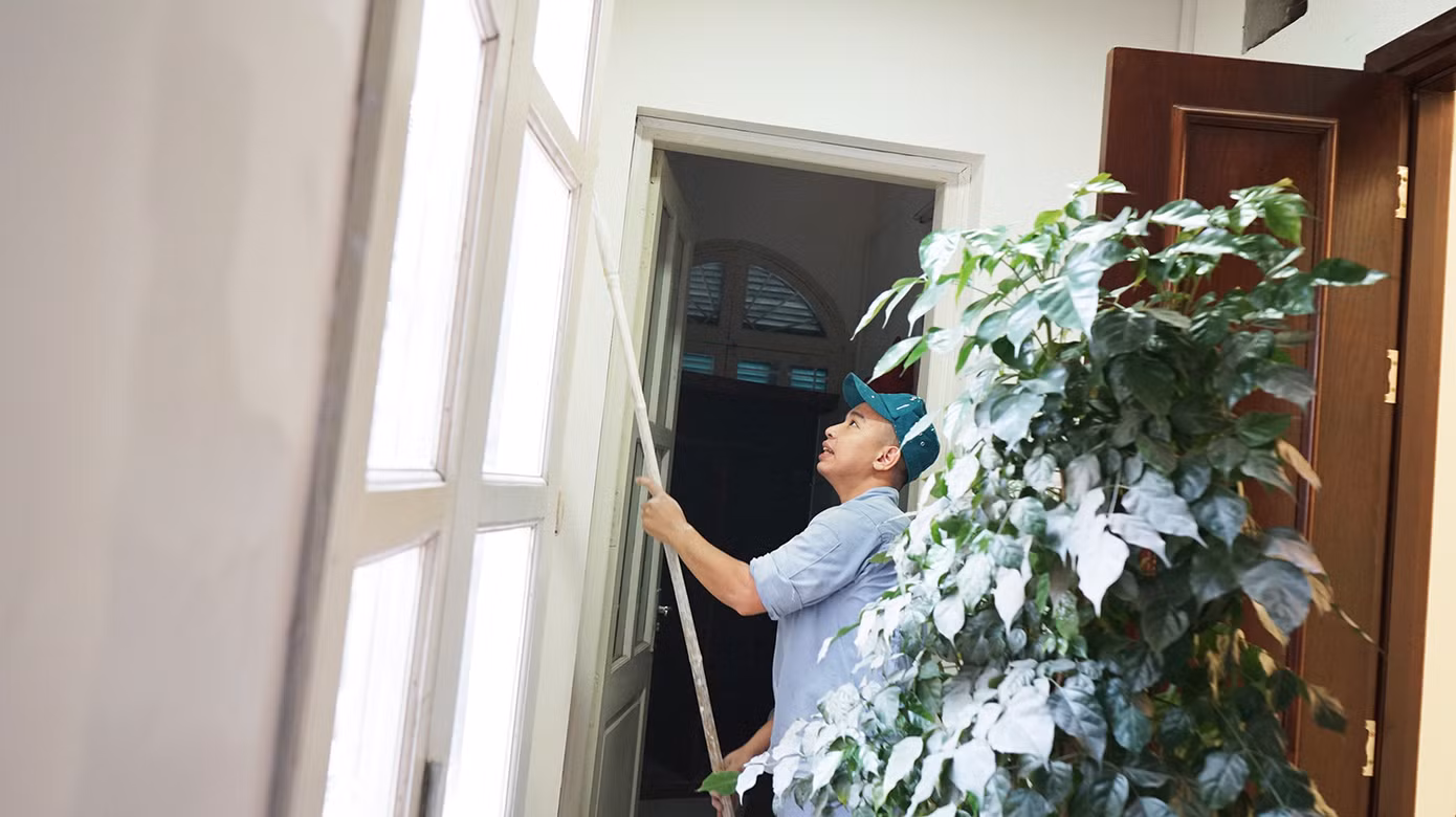 Bên trong được sơn sửa lại để chuẩn bị đưa trụ sở hoạt động chính thức vào ngày 1/7