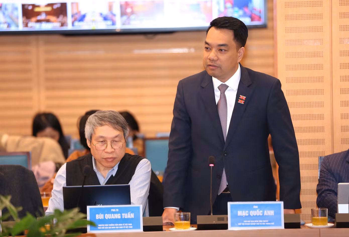 Ông Mạc Quốc Anh - Phó Chủ tịch kiêm Tổng Thư ký Hiệp hội Doanh nghiệp nhỏ và vừa thành phố Hà Nội - cho rằng môi trường pháp lý Thủ đô chưa thực sự thông thoáng