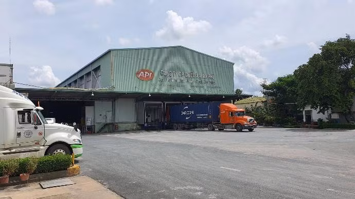 Cổ phiếu của Công ty CP Chiếu xạ Anh Phú có khả năng bị hủy niêm yết bắt buộc.
