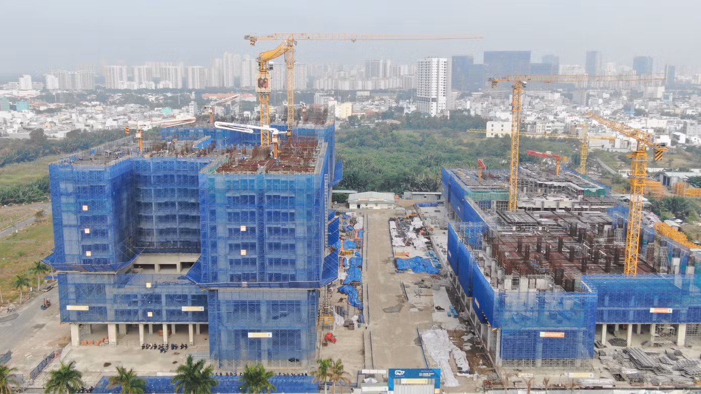 Quý I/2025 ghi nhận tới 33.585 giao dịch thành công đối với căn hộ chung cư và nhà ở riêng lẻ, tăng 32% so với quý trước.