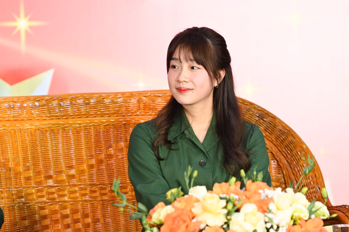 ‘Huyền thoại bắn hạ B-52’ truyền lửa nhiệt huyết cho tân binh Thủ đô.