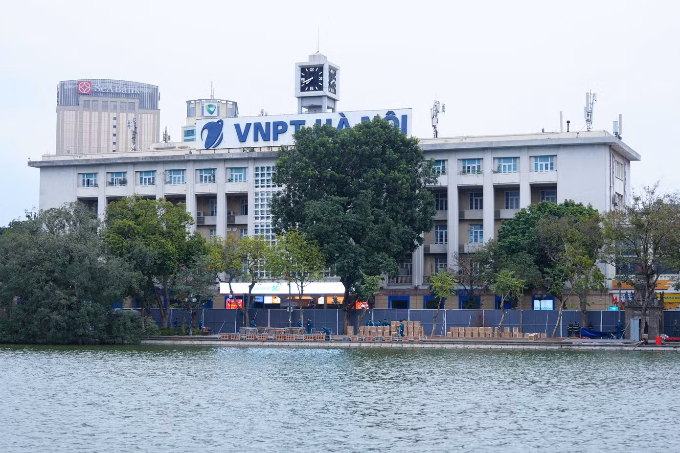 Các trận địa pháo hoa tại Hà Nội đã sẵn sàng.