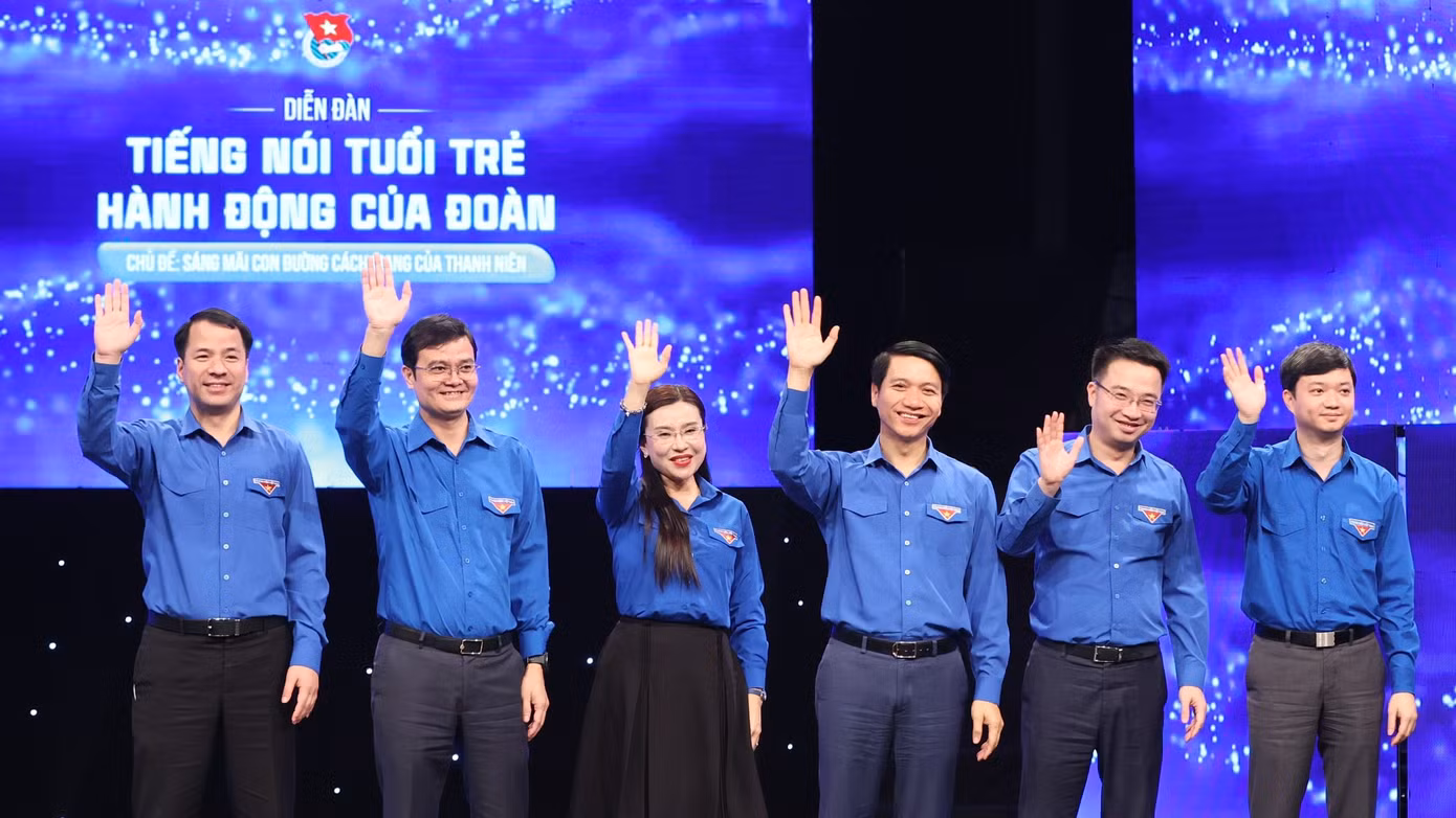 Ban Bí thư T.Ư Đoàn tại diễn đàn 'Tiếng nói tuổi trẻ hành động của Đoàn' năm 2024. Ảnh: DƯƠNG TRIỀU