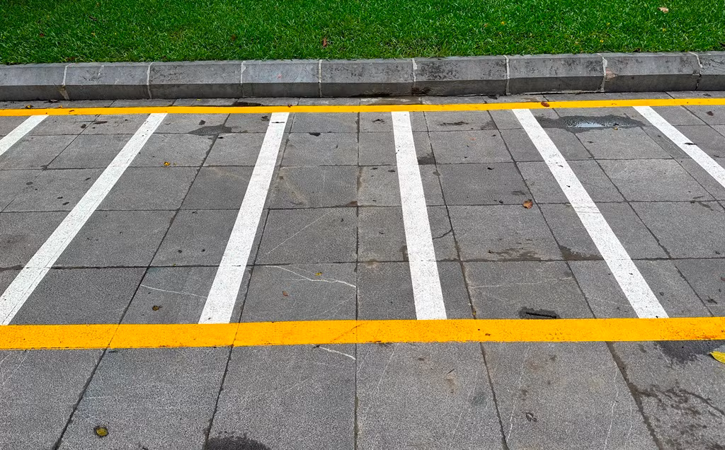 Tuy nhiên các điểm đỗ này đã được bố trí đã nhiều tháng qua và Nhà đầu tư có kế hoạch đưa xe đạp công cộng vào hoạt động trước Tết Nguyên đán Quý Mão, nhưng đến nay đã hơn 6 tháng trôi qua, xe đạp vẫn chưa hoạt động đi vào hoạt động.