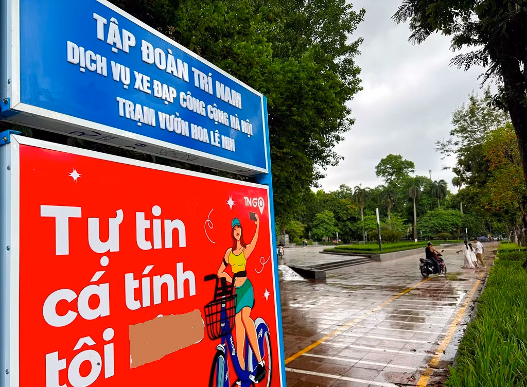 Với mục tiêu đa dạng hóa vận tải hành khách công cộng, thúc đẩy phát triển du lịch, năm 2022 thành phố Hà Nội đã chấp thuận để Sở GTVT và nhà đầu tư triển khai dự án xe đạp công cộng giai đoạn 1 tại tại 6 quận nội thành.