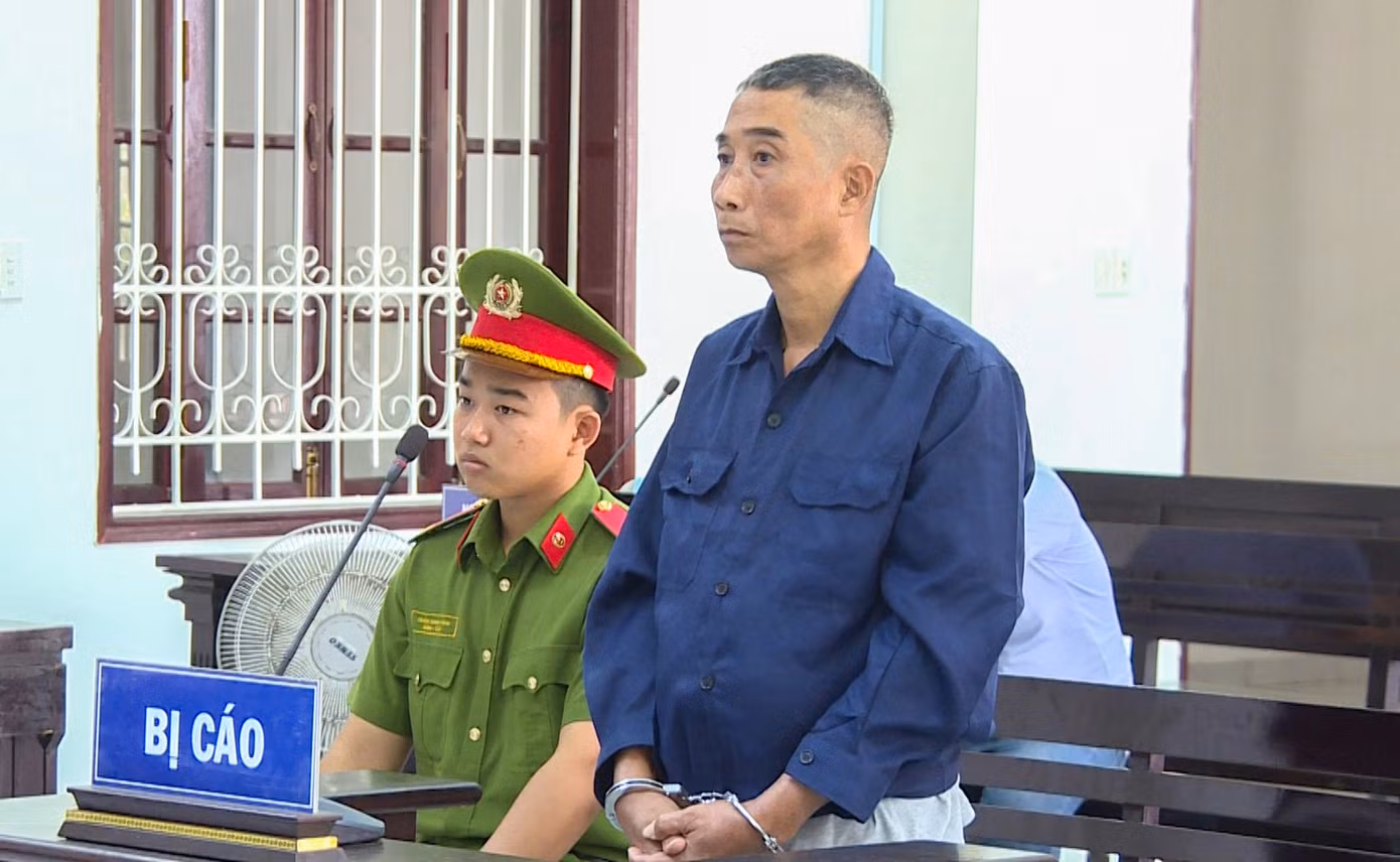 Bị cáo Nguyễn Hoàng Minh tại tòa.