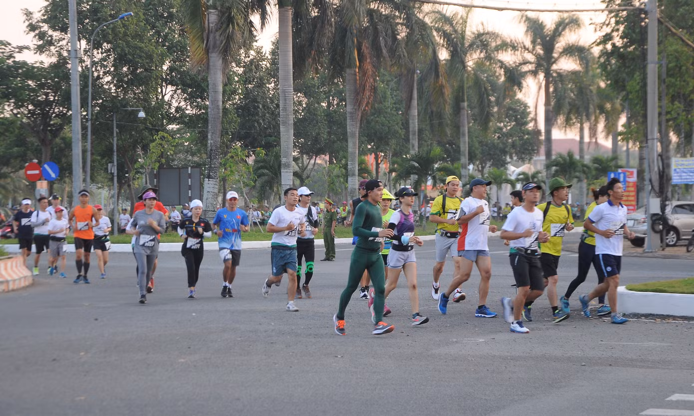 Mekong Delta Marathon được xem là giải chạy bộ có quy mô lớn nhất ở Đồng bằng sông Cửu Long hiện nay.
