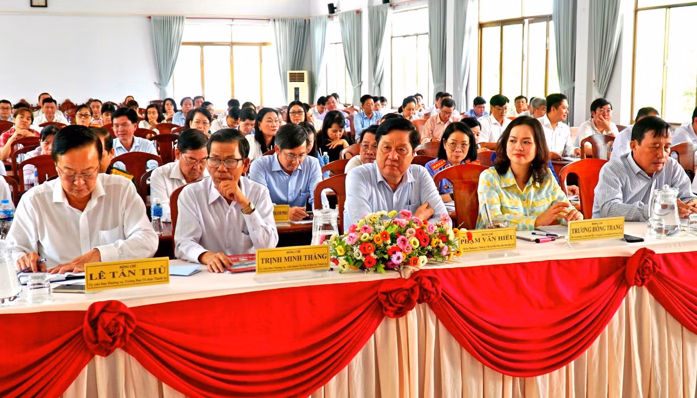 Đại biểu tham dự hội nghị. Ảnh: A.B.
