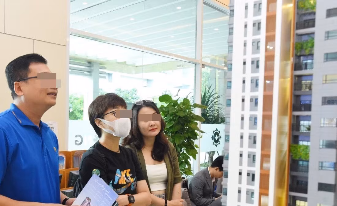 Luật Kinh doanh Bất động sản (sửa đổi) và Luật Nhà ở (sửa đổi) yêu cầu các chủ đầu tư phải chứng minh năng lực tài chính mạnh hơn, năng lực hoàn thiện pháp lý và triển khai dự án tốt hơn, thông qua đó sẽ giúp bảo vệ lợi ích của khách hàng. (Ảnh minh họa)