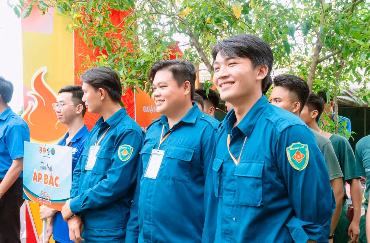 Sôi nổi hoạt động tại các tiểu trại.