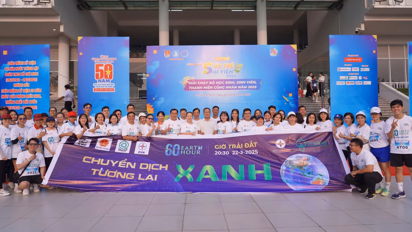 Hơn 3.000 học sinh, sinh viên, thanh niên công nhân chạy bộ hưởng ứng Giờ Trái đất 2025.
