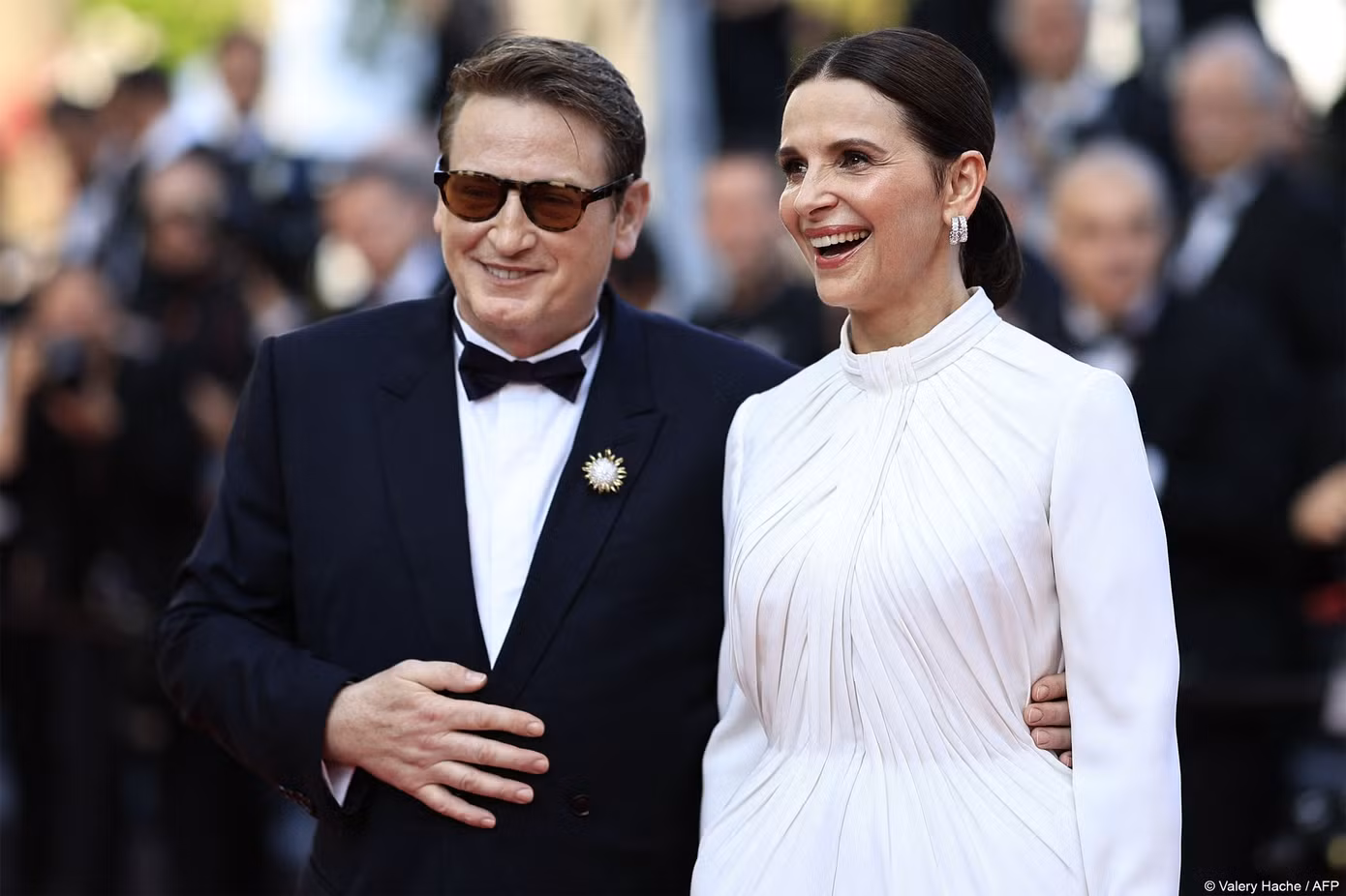 Bộ đôi diễn viên chính - Benoit Magimel và Juliette Binoche. Ảnh: AFP