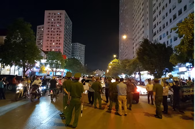 Bộ Xây dựng: Nghìn cư dân không chỗ để xe là 'lỗi quy hoạch' ảnh 2