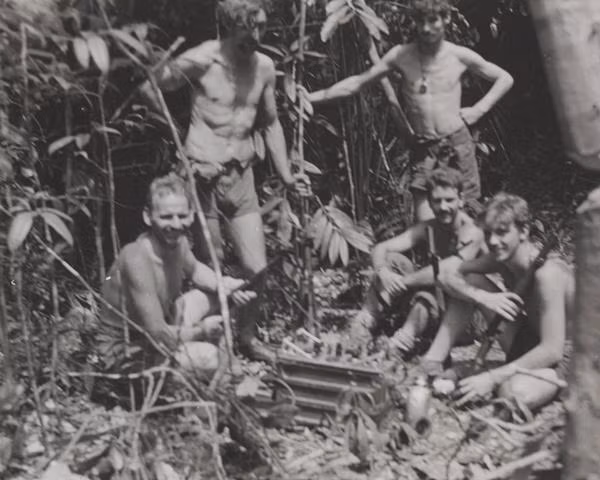 Lính SAS trong rừng rậm Malaysia năm 1955. Ảnh: National Army Museum. Lính SAS trong rừng rậm Malaysia năm 1955. Ảnh: National Army Museum.