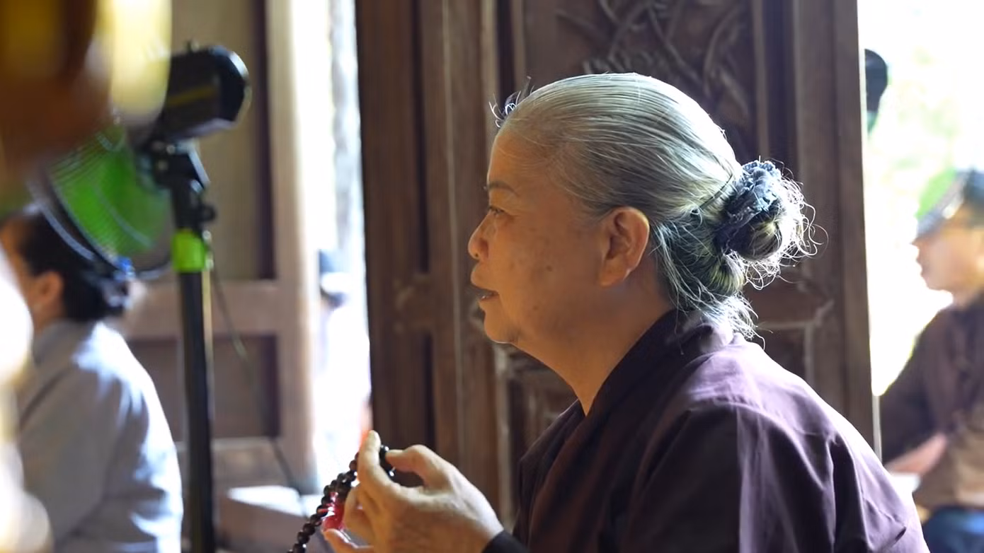Phật tử Nguyễn Thị Hà (Long Biên, Hà Nội) từ 2009 đã không đốt vàng mã.