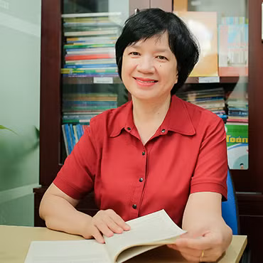 TS văn học Trịnh Thu Tuyết
