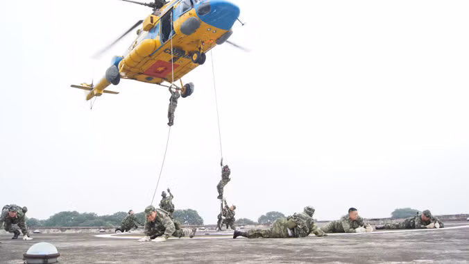 Kiên định chủ quyền lãnh thổ, độc lập tự chủ ảnh 2
